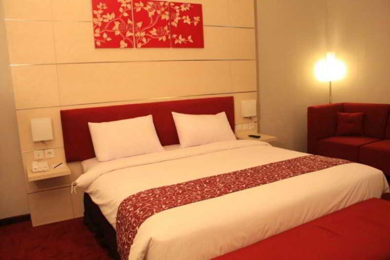 Tjokro Hotel Klaten Zewnętrze zdjęcie