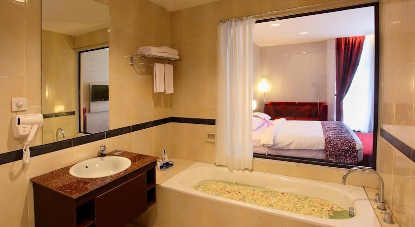 Tjokro Hotel Klaten Zewnętrze zdjęcie