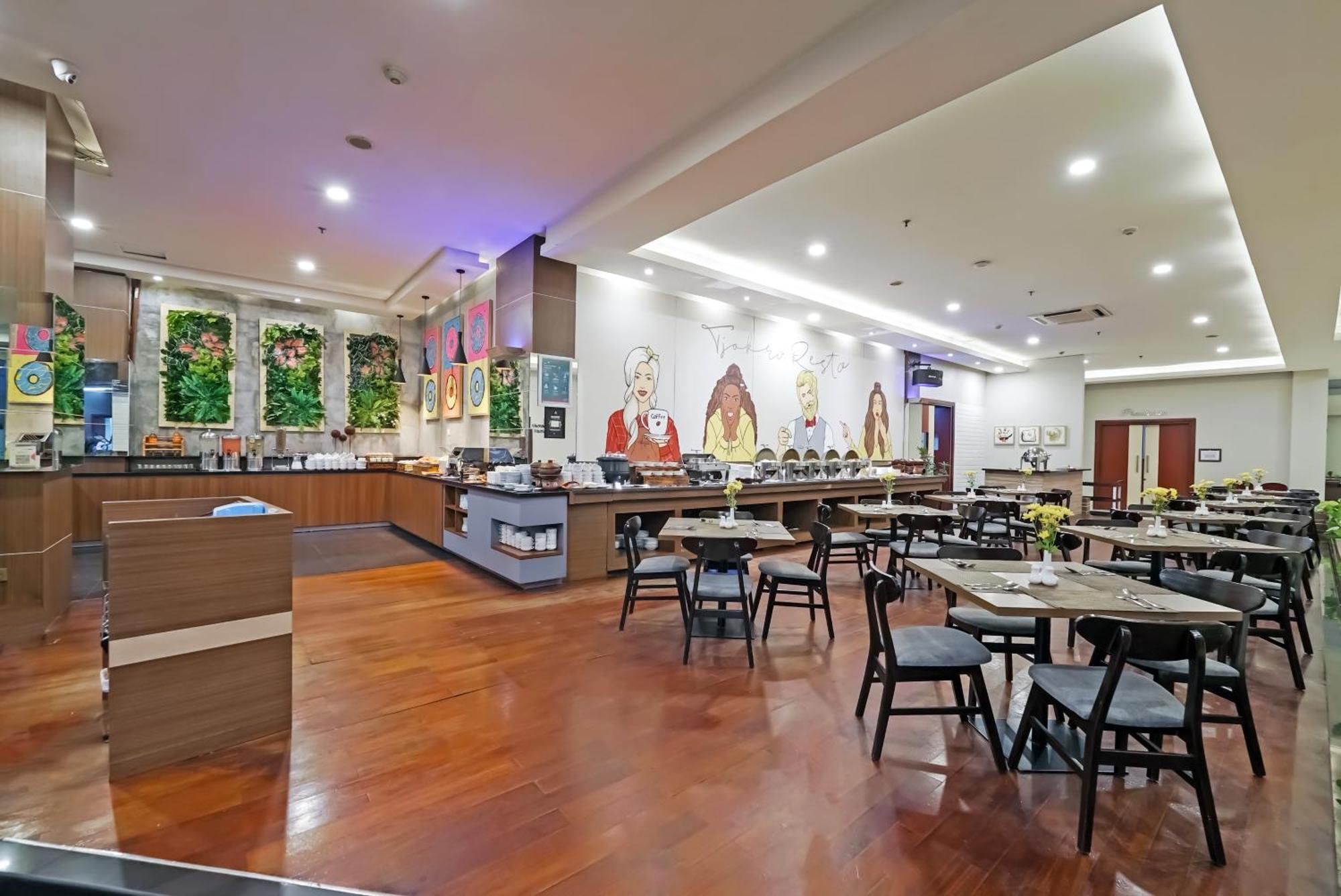 Tjokro Hotel Klaten Zewnętrze zdjęcie