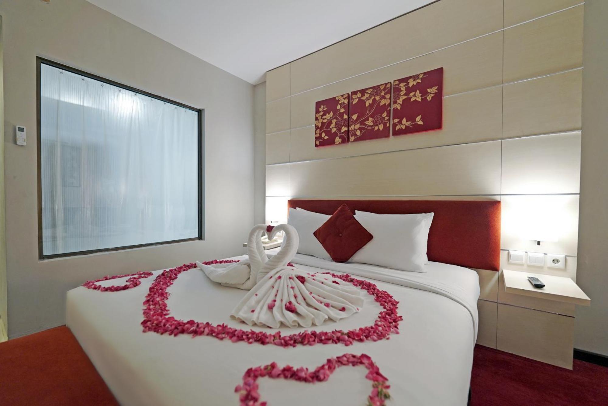 Tjokro Hotel Klaten Zewnętrze zdjęcie