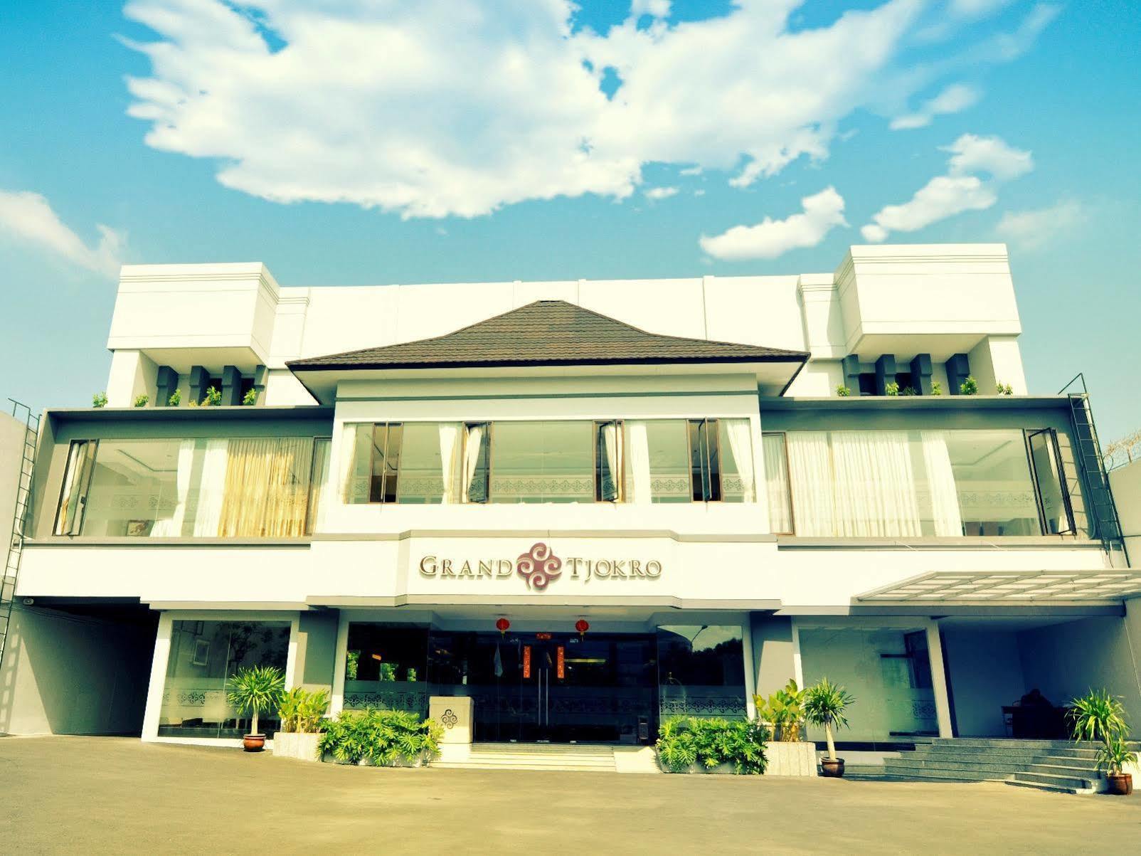 Tjokro Hotel Klaten Zewnętrze zdjęcie
